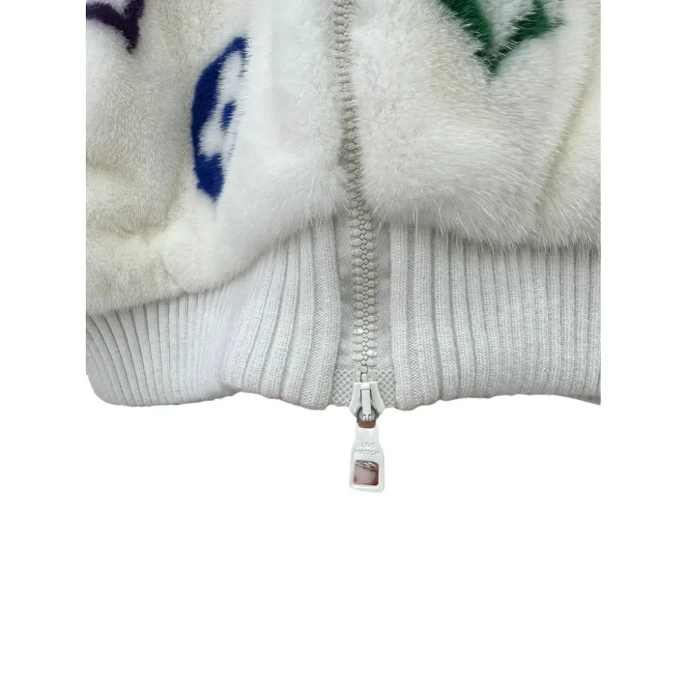 LOUIS TEST - Image 3